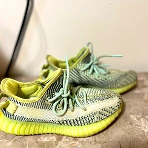 Adidas Yeezy Boost 350 V2